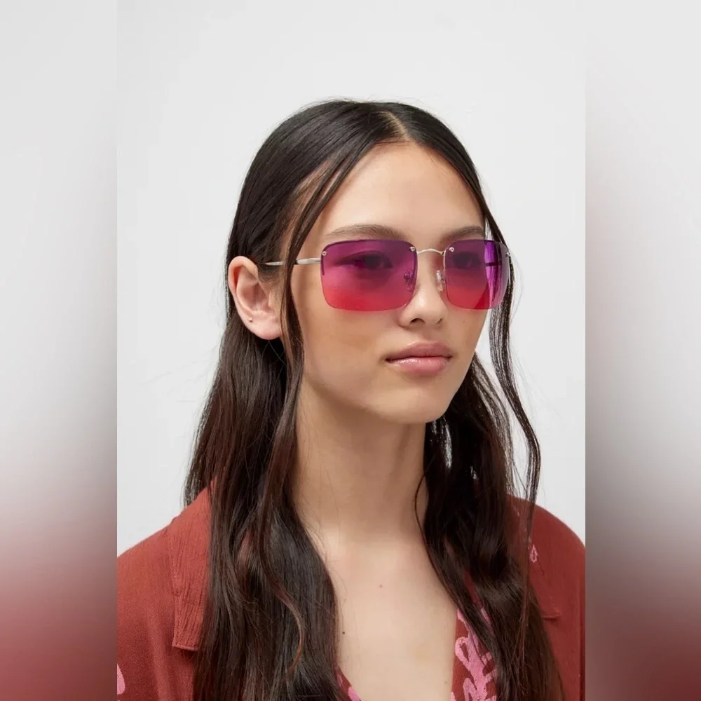 NWT Urban Renewal Vintage Hello 2000s Sunglasses